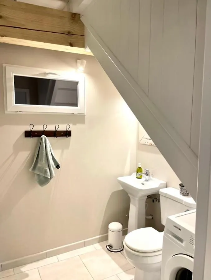 Cosy Camon Bolt-Hole Apartment